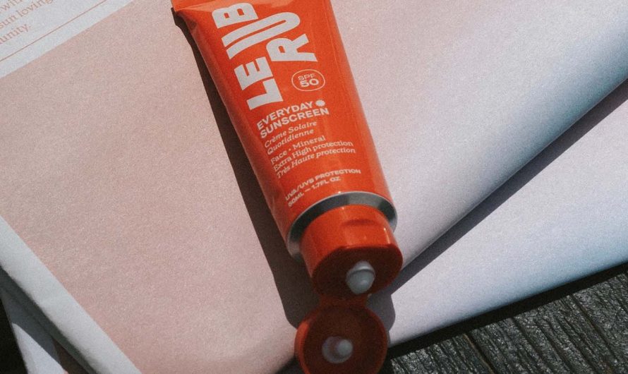 4 crèmes solaires visage que j’ai testées jusqu’à la dernière goutte